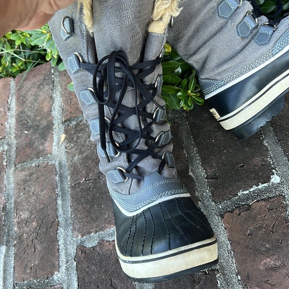 Sorel Joan of Arctic Faux Fur Lined Waterproof boots size 8.5 - Picture 7 of 11